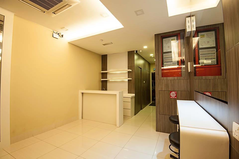Seven Hotel Putatan Экстерьер фото