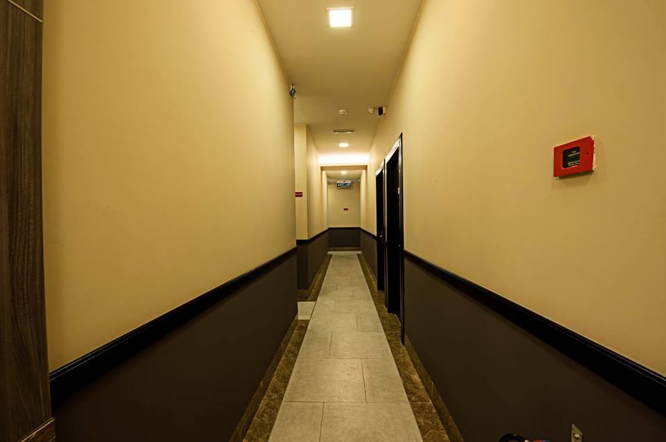 Seven Hotel Putatan Экстерьер фото